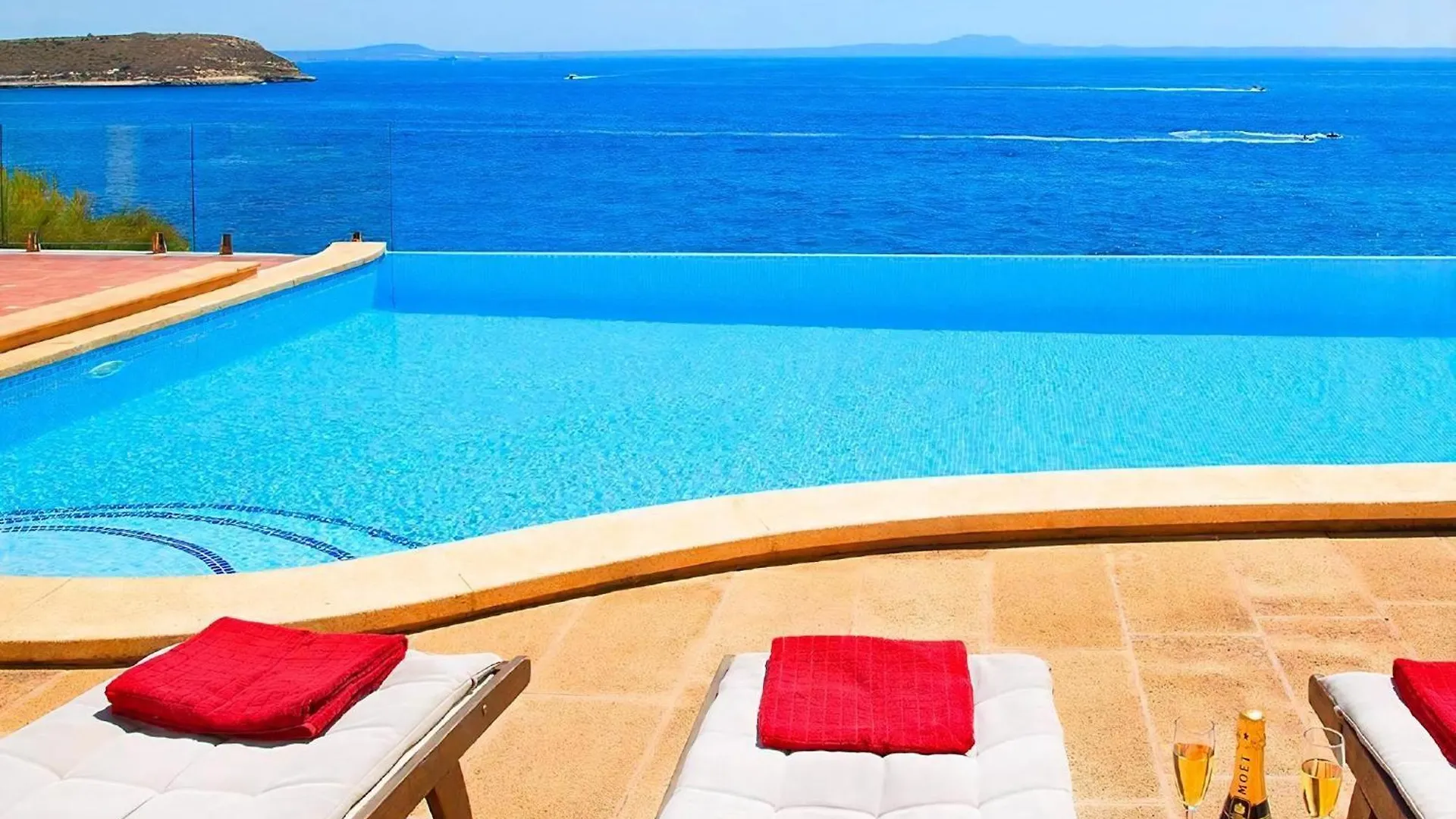 Spektakulaere Sea Front Villa Cala Vinas  0*, Cala Vinas (Mallorca)